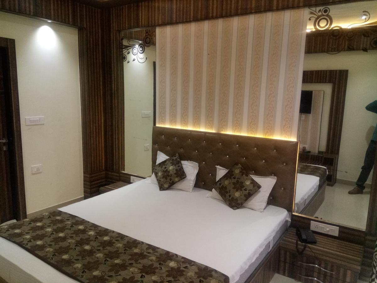 Anamsa Residency Hotel Vrindavan Luaran gambar